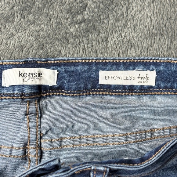 Kensie Effortless Ankle Mid Rise Distressed Blue Wash Skinny Jeans Size 6/28 - Picture 3 of 13